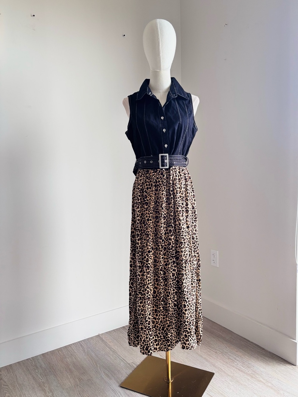 Given Kale Black Contrast Stitch Sleeveless Belted Leopard Maxi Dress M